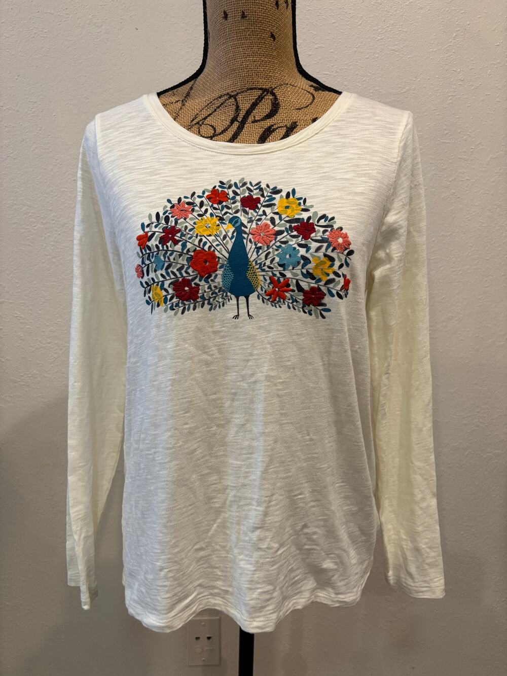 Talbots Peacock Crewneck Tee Size M Excellent